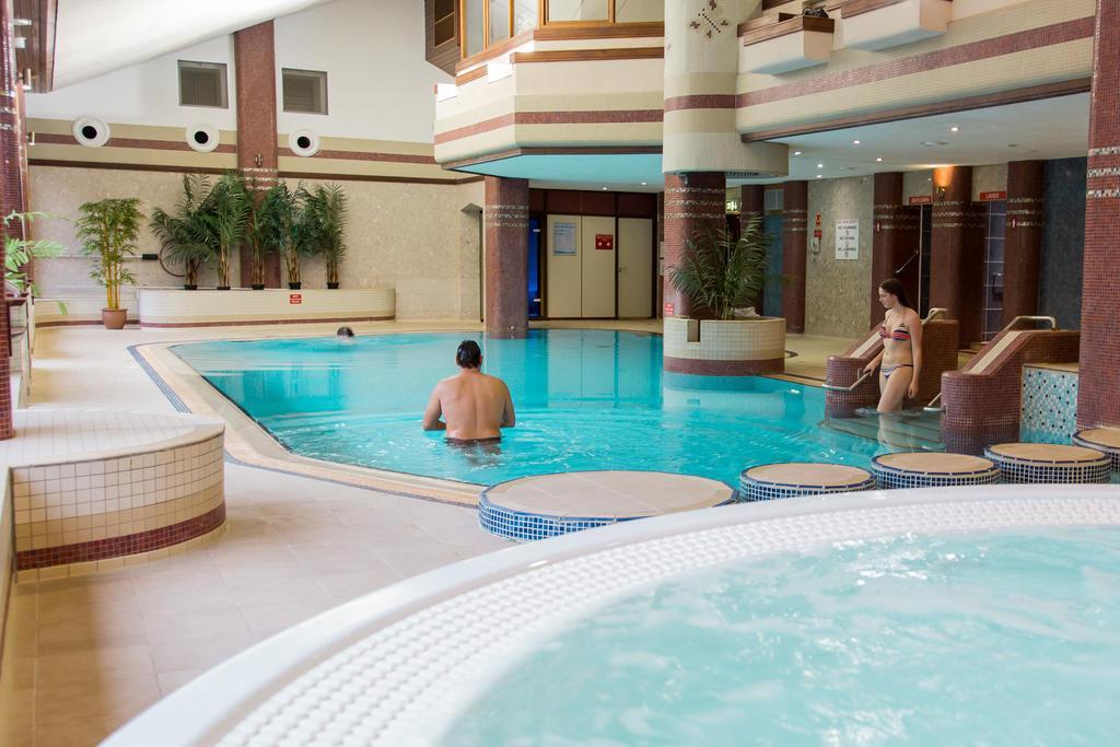 Whitewater Hotel & Leisure Club 23
