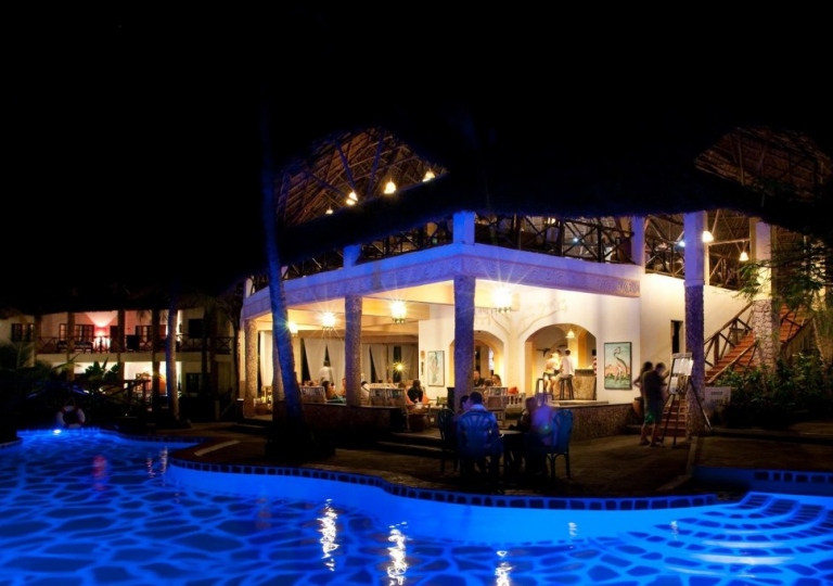Aquarius Beach Resort 64
